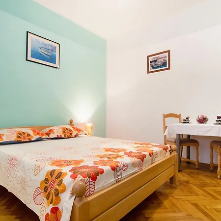 Apartment Apartment Mirela Split