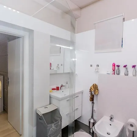 Apartment Mirela Apartment Split