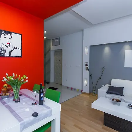 Apartment Mirela Apartment *