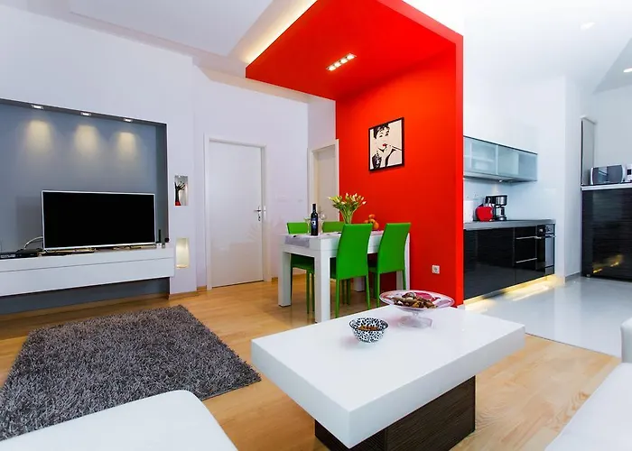 Apartment Mirela Apartment *