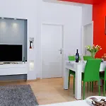 Mirela Διαμέρισμα *